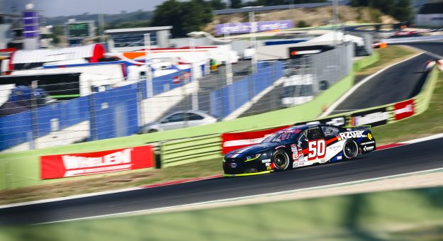 Visit Loris Hezemans snatches the pole in Vallelunga in palpitating qualifying session page