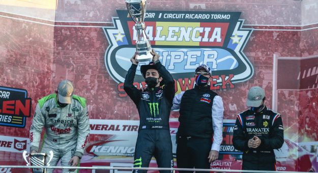 Visit Champion Interview: Alon Day sul suo terzo titolo NWES, il 2020 e una stagione speciale page
