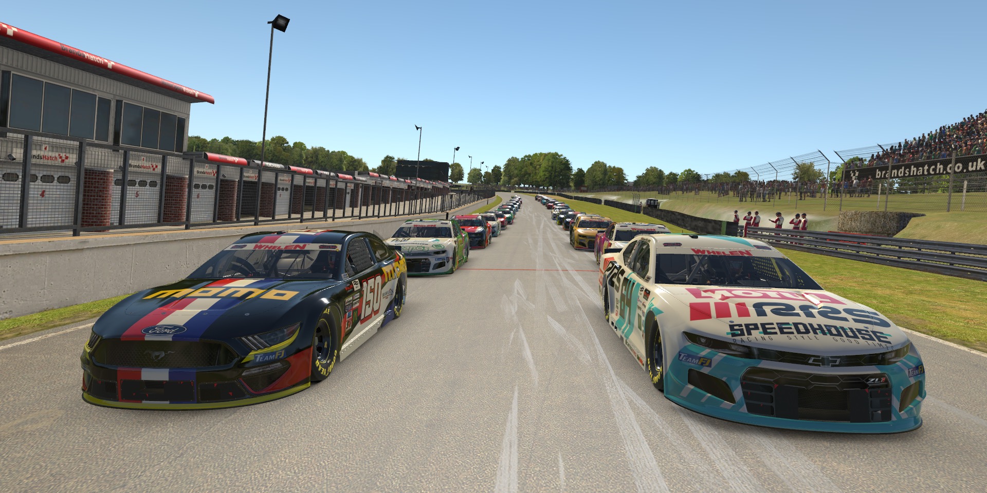 Tobias Dauenhauer snatches ENES win at Brands Hatch - NASCAR Euro Series