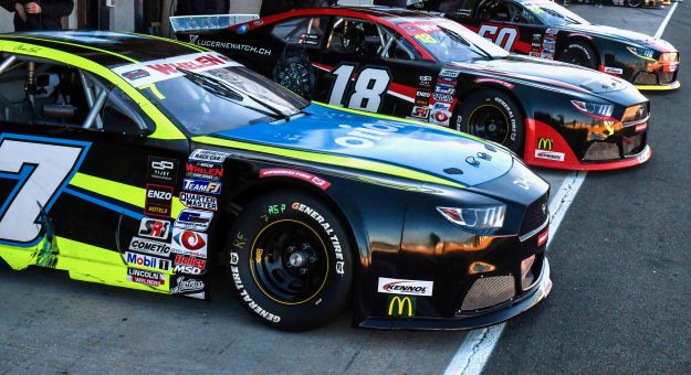 Visit Hendriks Motorsport-Momo hunting for all titles in NWES in 2021 page