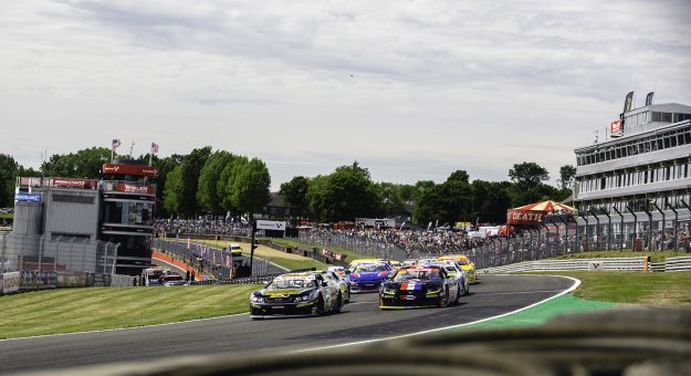 Visit La EuroNASCAR finalmente ritorna a Brands Hatch! page