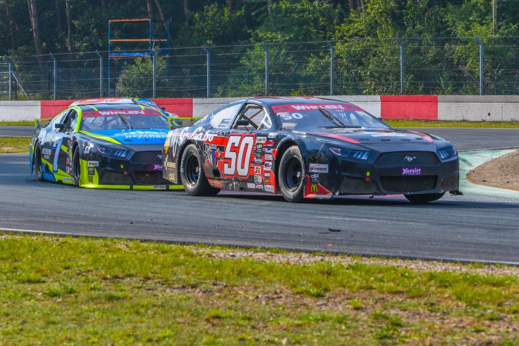 EuroNASCAR 2: Tobias Dauenhauer and Martin Doubek separated by just 3 ...