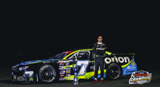 Visit EuroNASCAR PRO Champion Profile: Loris Hezemans page