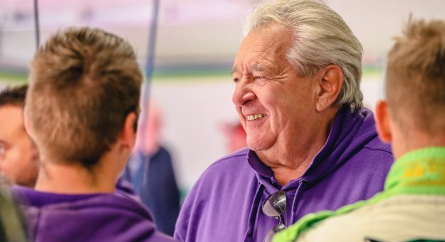 Visit Norbert Walchhofer, responsable du sport automobile de DF1 Racing, est décédé à l’âge de 69 ans. page