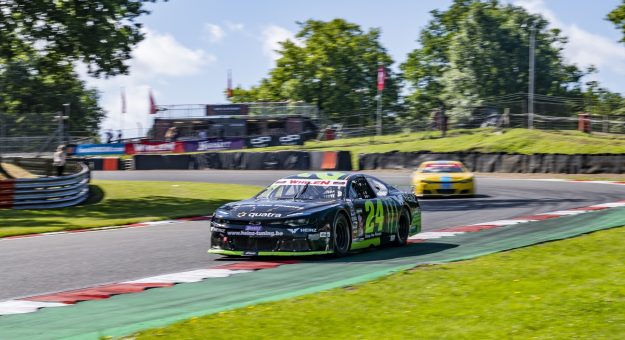 Visit Alon Day prend la tête du championnat avec une victoire record page