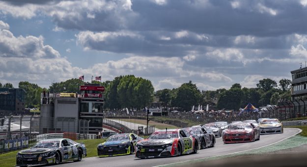 Visit Overtime dash: Liam Hezemans grabs maiden EuroNASCAR win page