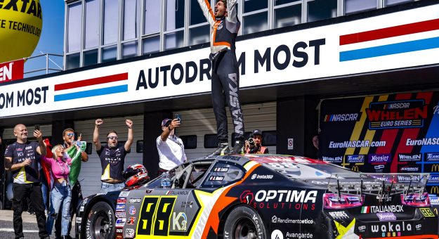 Visit Perfect sweep for Alberto Naska at Autodrom Most page