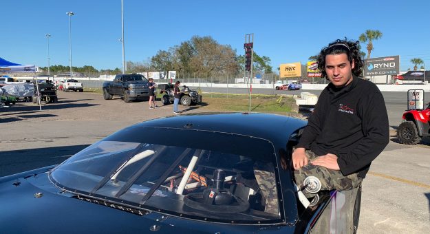 Visit Thomas Krasonis fährt drei Rennen auf dem New Smyrna Speedway page