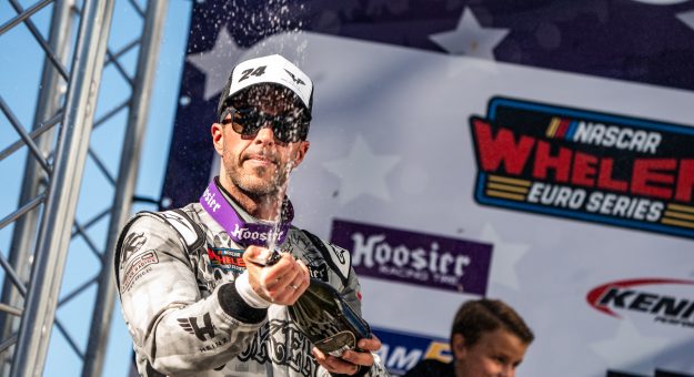 Visit Two-time champ is back: Anthony Kumpen to chase third NWES title page