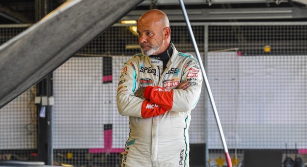 Visit NWES veteran Eric Quintal returns to Speedhouse Racing page