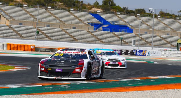 Visit Ercoli and Linster strike first in Free Practice at Valencia page