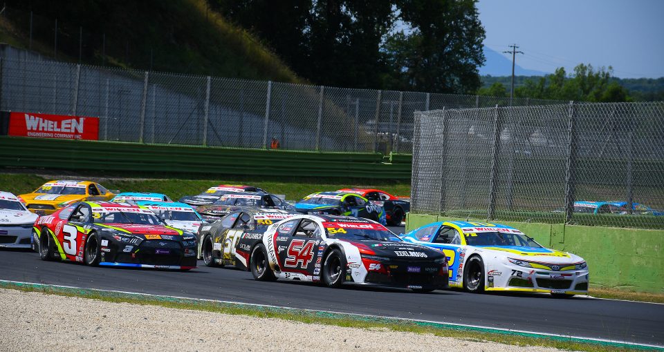 Nina Weinbrenner Enpro Race 1 Start Formation Vallelunga 2023