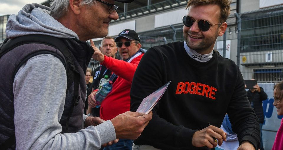 Bart Dehaese Gil Linster Pre Race Signature Oschersleben 2023