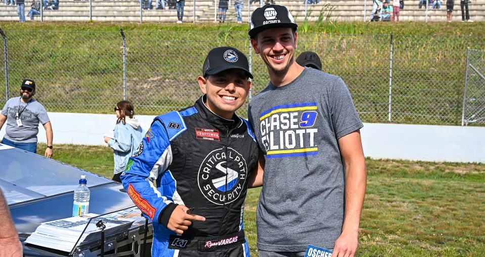 Nina Weinbrenner Ryan Vargas With Chase Fan Oschersleben 2023