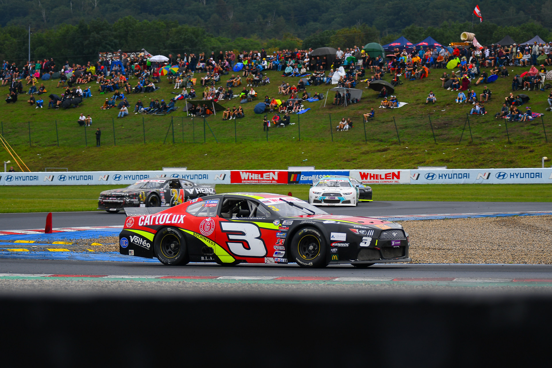 Nina Weinbrenner Paul Jouffreau Enpro R2 Chicane Most 2023