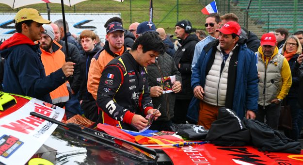 Visit Paul Jouffreau rounds out a strong season with the Junior Trophy win page