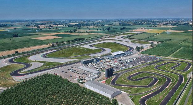 Visit Test a EuroNASCAR car in Italy: This is the Cremona Circuit, host of the next DRT stage page