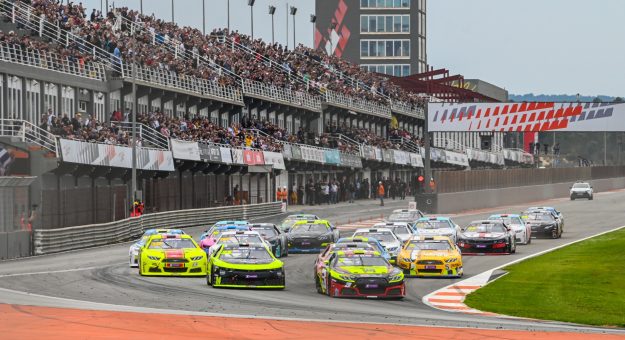 Visit 19,000 fans celebrate the 2025 NASCAR Euro Series season opener at Circuit Ricardo Tormo in Valencia page