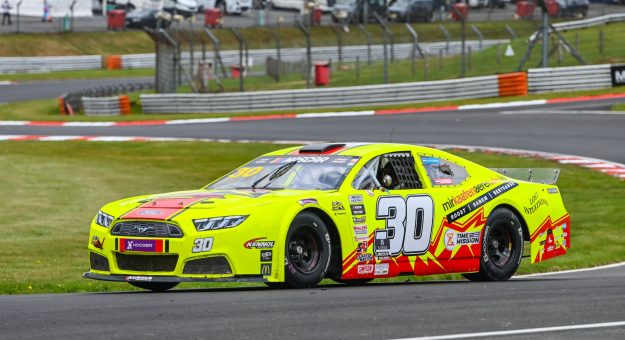 Visit Youngsters on the move: Hezemans and Krasonis fastest in dramatic NASCAR GP UK practice page