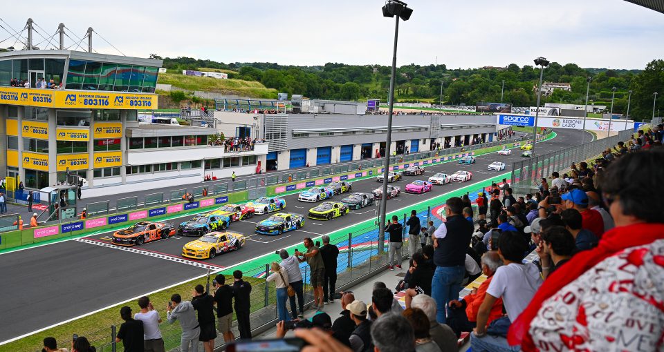 Nina Weinbrenner Open R1 Start Vallelunga 2025