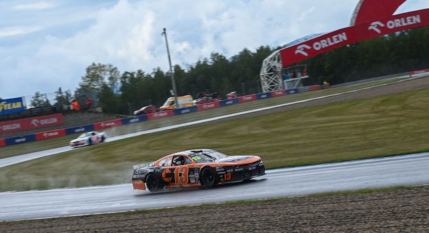 Visit Krasonis and Doubek master changing conditions in free practice at Autodrom Most page