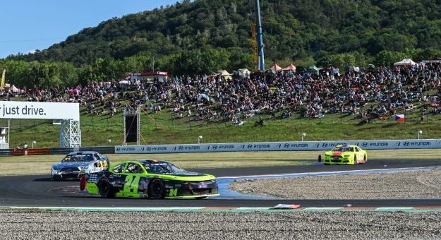 Visit Playoff picture in PRO: NASCAR Euro Series Arch rivals Ercoli and Ghirelli tied at the top page