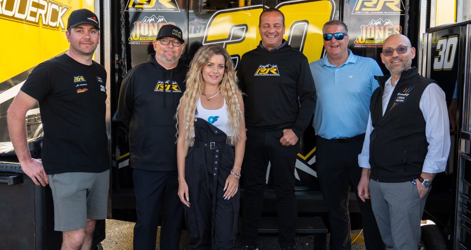 Rette Jones Racing By Hendriks Vanessa Neumann Contract Signing Photoshoot Daytona 2026