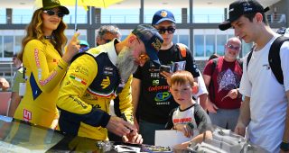 Nina Weinbrenner Claudio Remigio Cappelli Fan Sign Valencia 2026